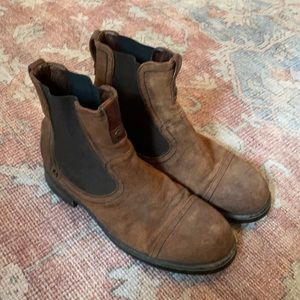 UGG Leather Mens Boots 10.5